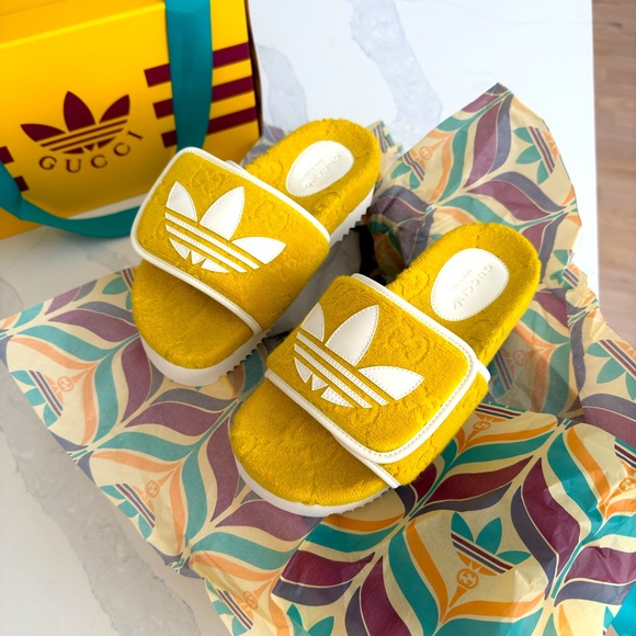 NIB GUCCI x ADIDAS SANDALS SLIDES MAGIC SPONGE GG DEMETRA SIZE 35, 37and39Ladies - Picture 8 of 9
